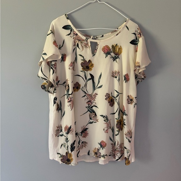 Maurice’s Plus Size 1 Blouse Cream, Floral, Ruffle - Picture 1 of 6